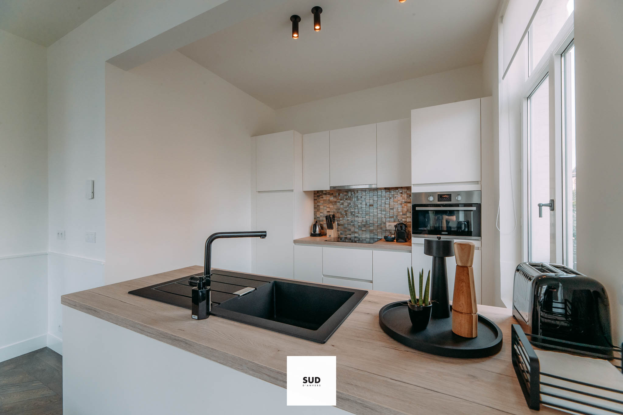luxe appartement huren in antwerpen corner suite sudanvers